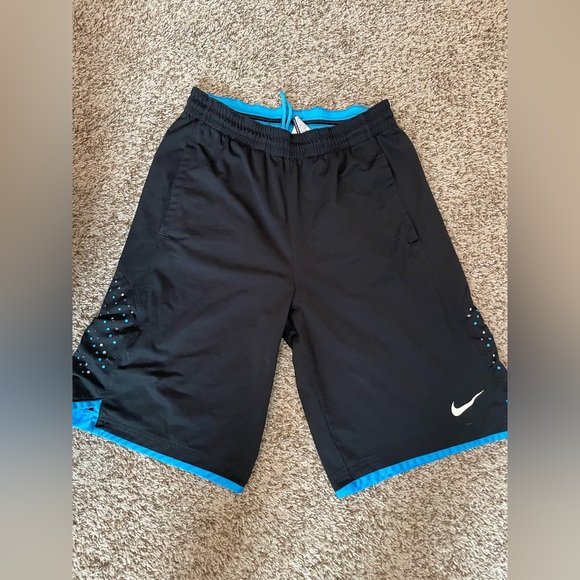 Nike Elite Basketball Shorts - Picture 1 of 2